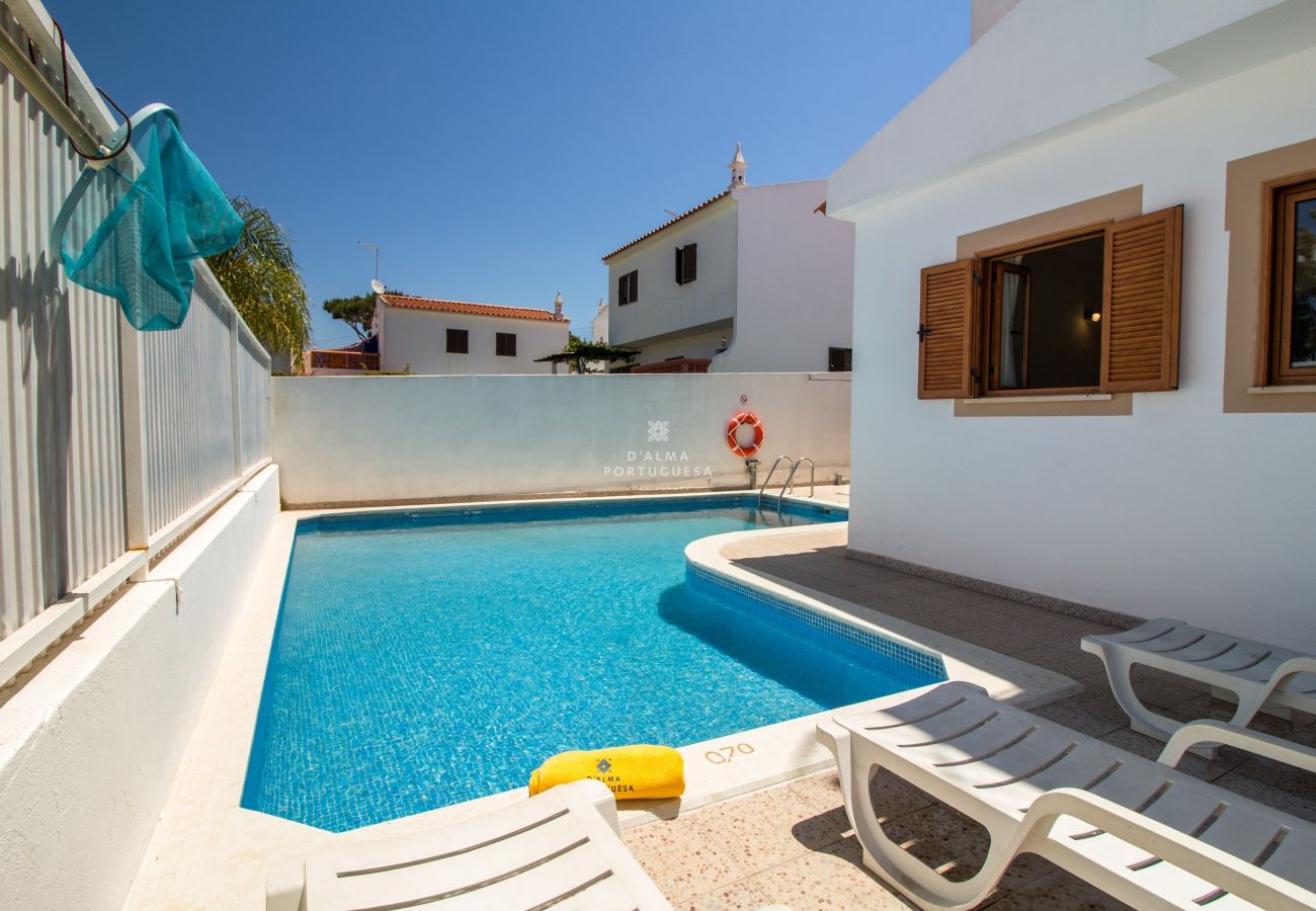 Villa in Albufeira - Villa Girassol - By D´alma Portuguesa