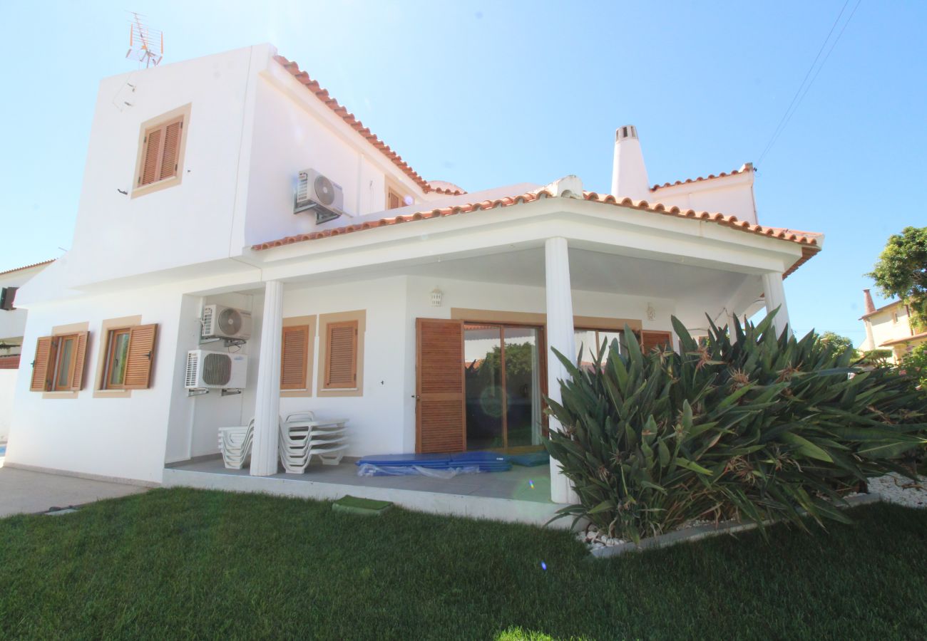 Villa in Albufeira - Villa Girassol - By D´alma Portuguesa