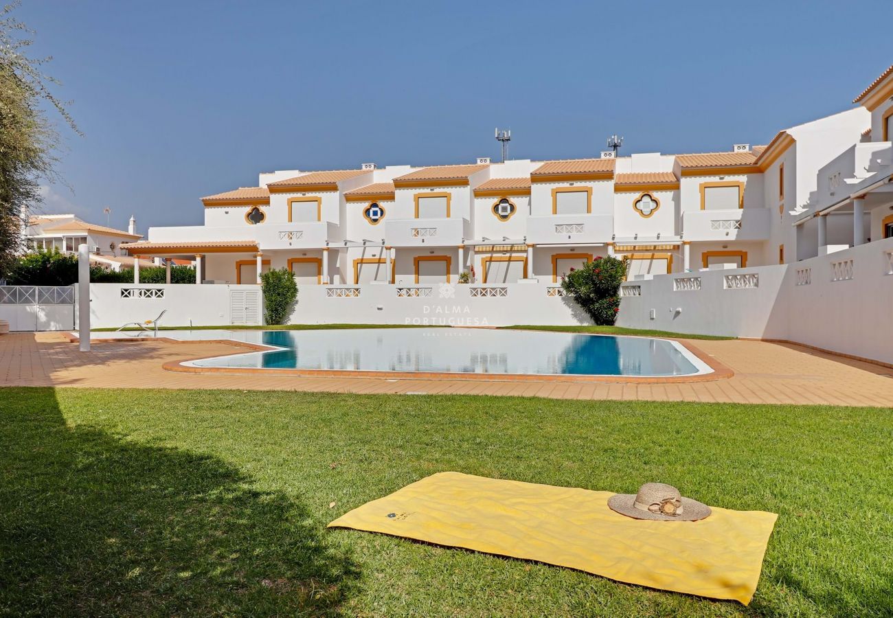 Villa in Olhos D´Água - Villa Açoteias - By D´alma Portuguesa